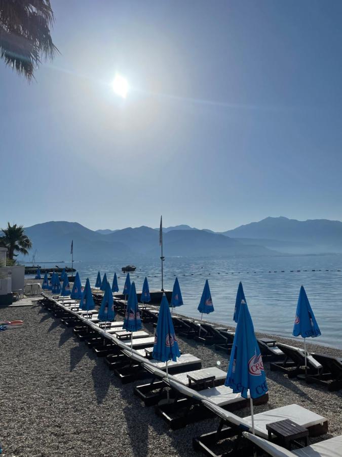 Hotel Azzurro แฮร์เซ็ก-โนวี ภายนอก รูปภาพ