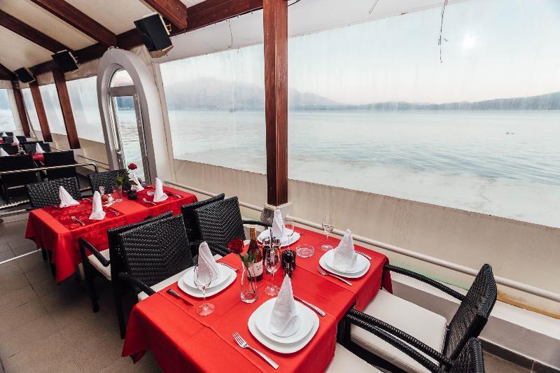 Hotel Azzurro แฮร์เซ็ก-โนวี ภายนอก รูปภาพ